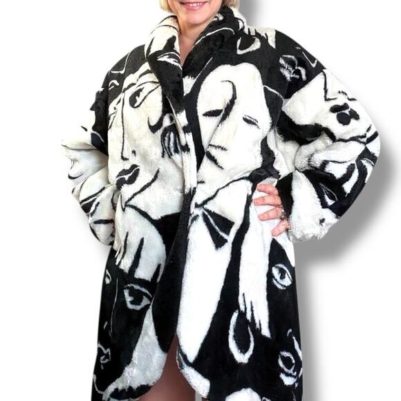 Vintage Donnybrook Faces Black White Faux Fur Coat Oversized Medium Art To Wear - Picture 3 of 15